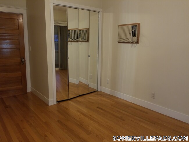 96 Conwell Ave in Somerville, MA - Foto de edificio - Building Photo