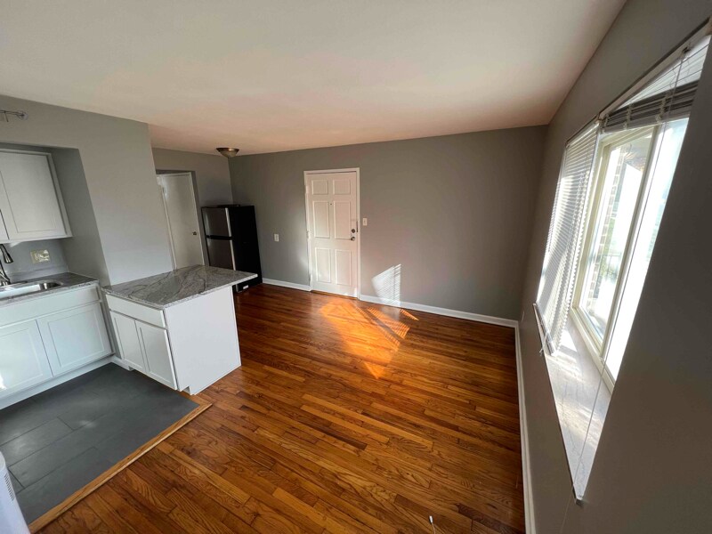 2519 Indianola Ave in Columbus, OH - Building Photo