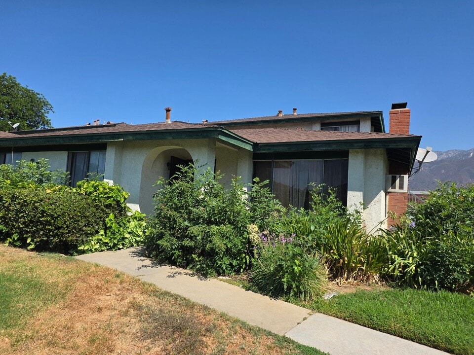 8778 Lomita Dr in Rancho Cucamonga, CA - Building Photo