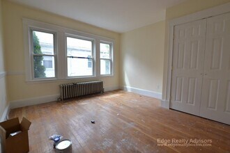 65 N Crescent Circuit in Boston, MA - Building Photo - Building Photo