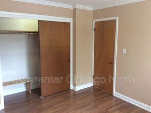 1805 W Touhy Ave in Park Ridge, IL - Building Photo - Building Photo