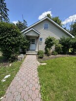 887 Edwards Rd in Parsippany Troy Hills, NJ - Building Photo