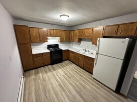 236 Walworth St, Unit 2 in Sharon, WI - Building Photo