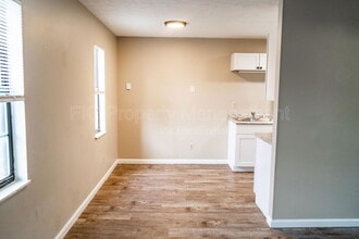 129 Hillcrest Dr in Knoxville, TN - Foto de edificio - Building Photo