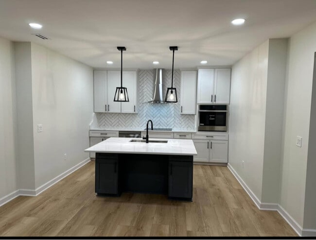 property at 41486 Bedford Fls Ct