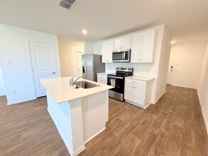 14707 Armstrong Fld in San Antonio, TX - Building Photo - Building Photo