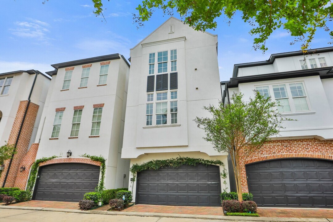 5633 Cohn Meadow Ln in Houston, TX - Building Photo