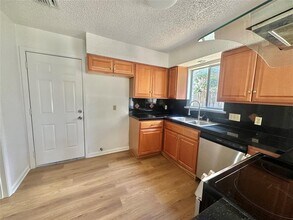 1907 Ridgetop Dr in Round Rock, TX - Building Photo - Building Photo