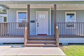 611 Munger St in Pasadena, TX - Building Photo - Building Photo
