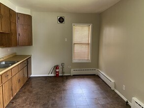 306 River Oaks Dr in Calumet City, IL - Building Photo - Building Photo
