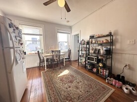 14 Hull St, Unit 4 in Boston, MA - Building Photo