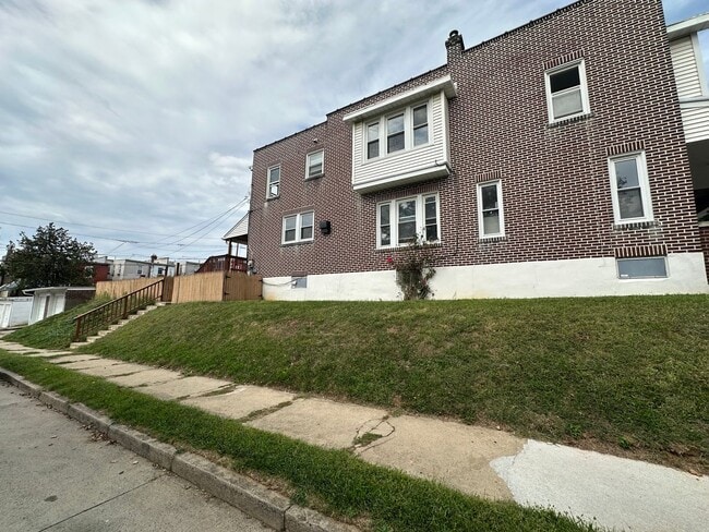 346 S 14th St in Allentown, PA - Building Photo - Building Photo