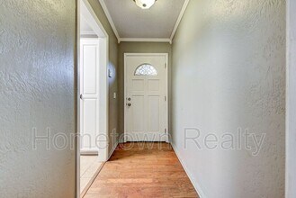 320 Cedar Crest Dr in Edmond, OK - Building Photo - Building Photo