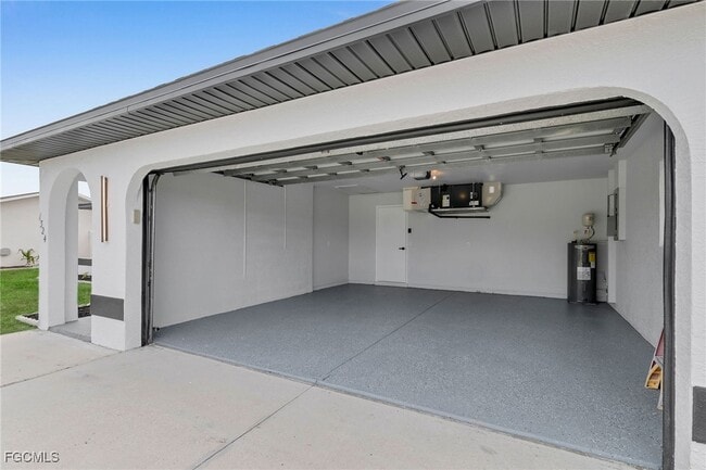 property at 1324 SE 22nd Terrace