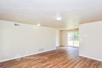 17026 124th Ave SE in Renton, WA - Building Photo - Building Photo