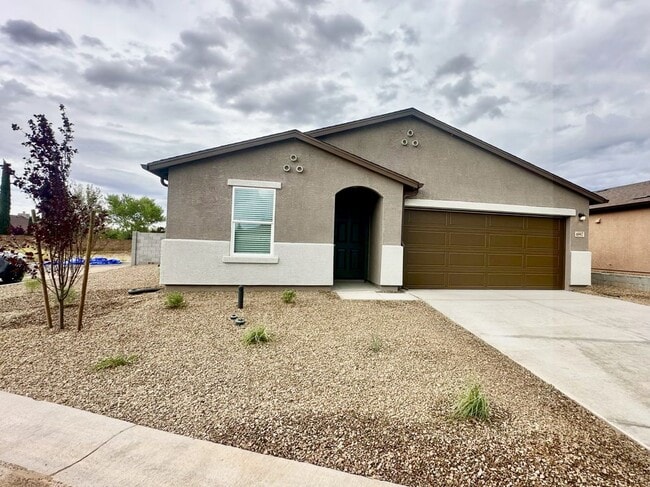 6997 Bowen Blvd in Prescott Valley, AZ - Building Photo - Building Photo
