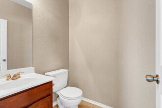 12102 Dewitt Way in San Antonio, TX - Building Photo - Building Photo