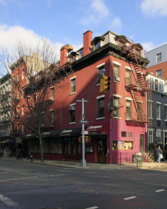 125 Macdougal St in New York, NY - Building Photo