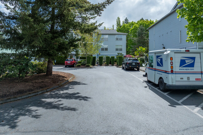 Canoe Club in Monroe, WA - Foto de edificio - Building Photo