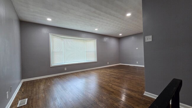 property at 1380 Catalpa Dr