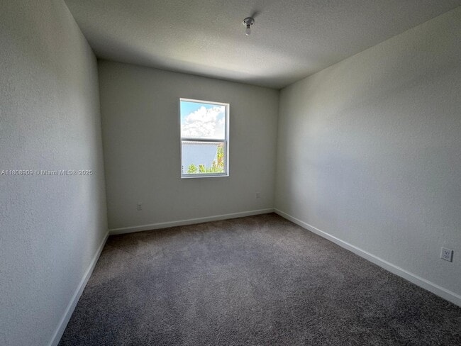 18414 SW 2nd St in Pembroke Pines, FL - Building Photo - Building Photo