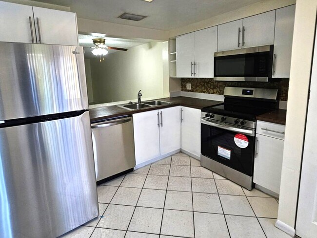 property at 8819 Springtree Lakes Dr