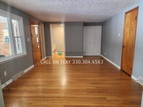 1107 Field St NW in Canton, OH - Building Photo - Building Photo