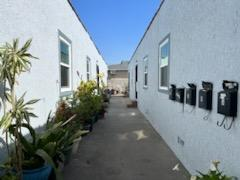 1709 W 25th St in Long Beach, CA - Building Photo