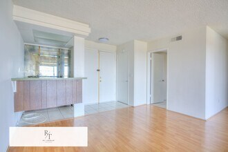 1301 S Atlantic Blvd in Monterey Park, CA - Building Photo - Building Photo