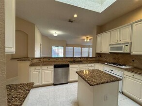 3805 Pine Valley Dr in Plano, TX - Building Photo - Building Photo