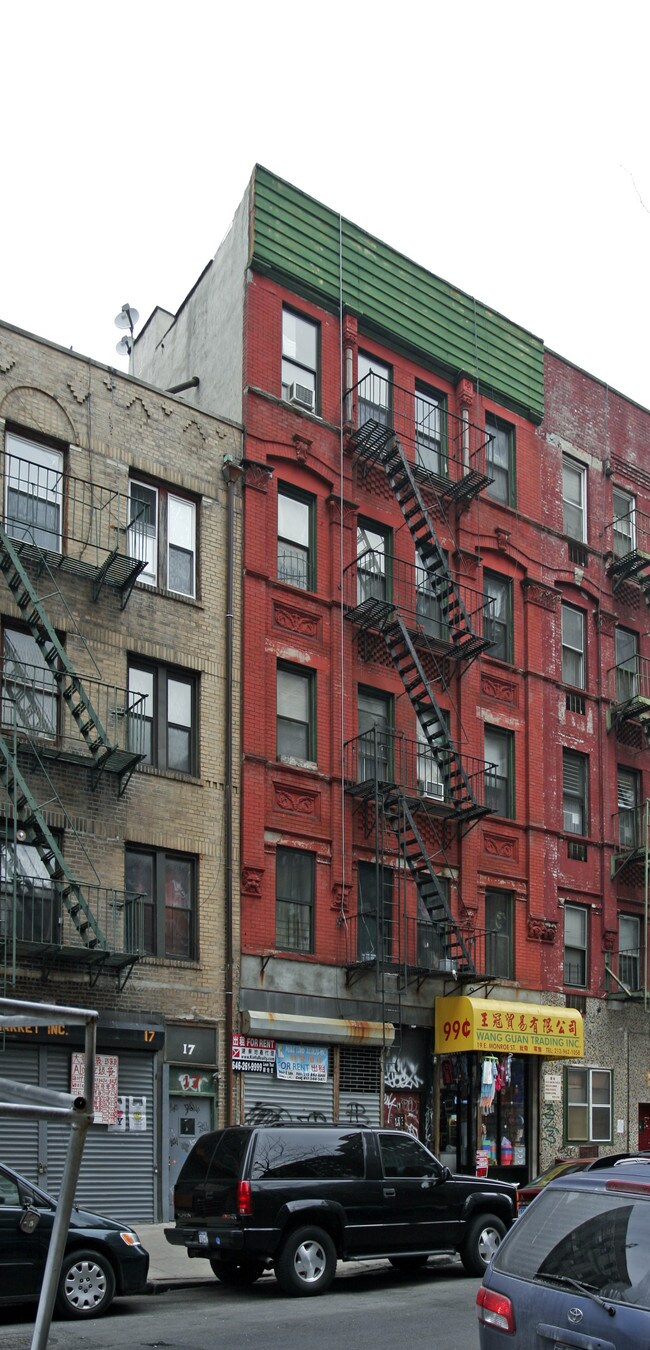 19 Monroe St in New York, NY - Foto de edificio - Building Photo