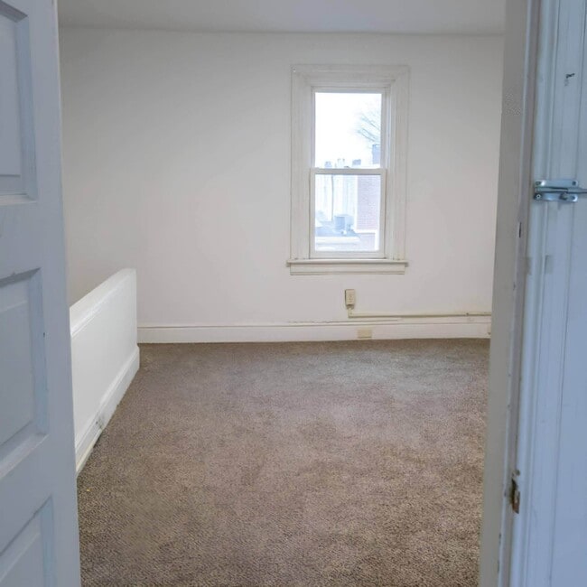 40 N Tremont St, Unit # 2 in York, PA - Foto de edificio - Building Photo