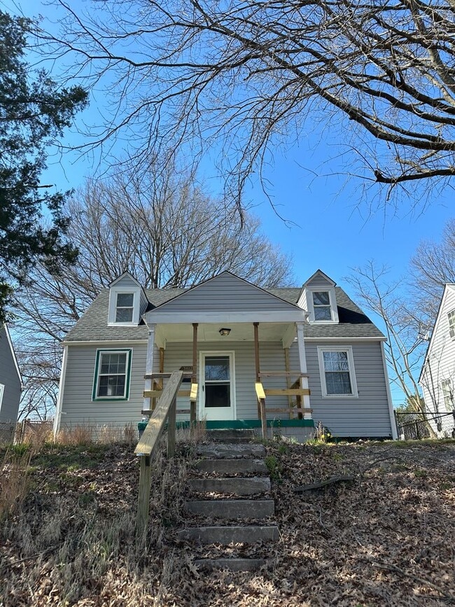 property at 3412 Missouri Ave