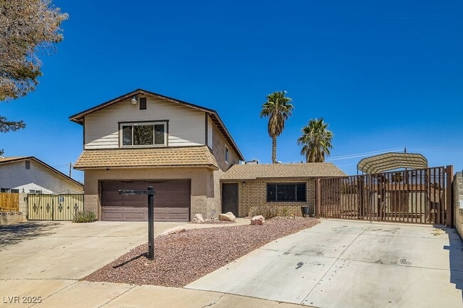 property at 733 Strawberry Pl