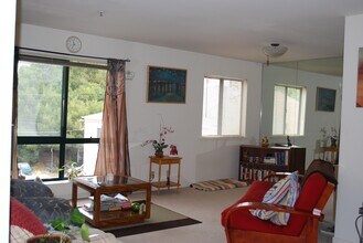 260 Perkins Street, Unit 3G in Oakland, CA - Foto de edificio - Building Photo