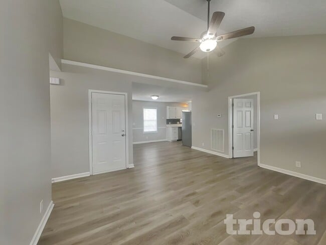 122 Jesse Brown Dr in Goodlettsville, TN - Foto de edificio - Building Photo