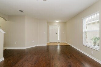7266 Lumber Port Dr in Ruskin, FL - Building Photo - Building Photo