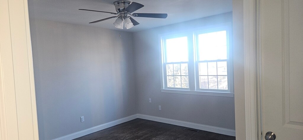 34 Highland St, Unit 2 in Woburn, MA - Building Photo
