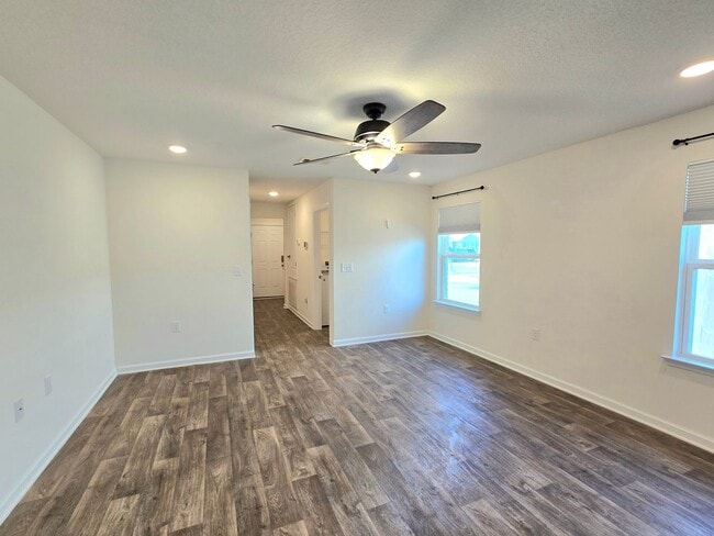 6298 Churchill Cir in Milton, FL - Building Photo - Building Photo