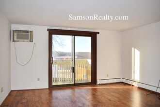 1 Woodward Ave in East Providence, RI - Building Photo - Building Photo