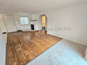 3040 SE 136th Ave in Portland, OR - Building Photo - Building Photo