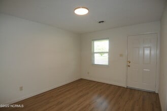 1305 Stallings Pkwy in New Bern, NC - Building Photo - Building Photo