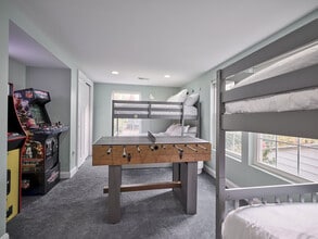 9 Arnett Ave in Lambertville, NJ - Foto de edificio - Building Photo