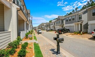 726 Stickley Oak Way in Woodstock, GA - Building Photo - Building Photo