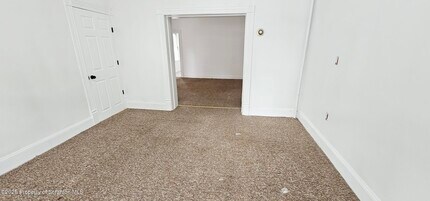 128 S Rebecca Ave in Scranton, PA - Building Photo - Building Photo