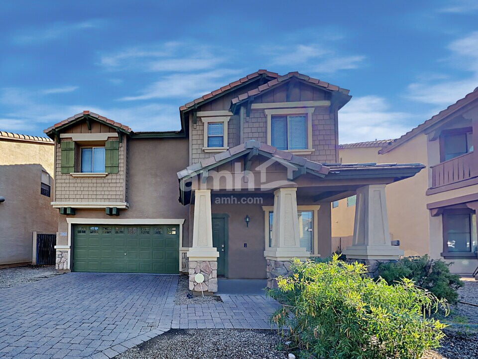 2063 S Starling Dr in Gilbert, AZ - Building Photo