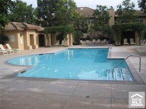 13366 Verona in Tustin, CA - Building Photo - Building Photo