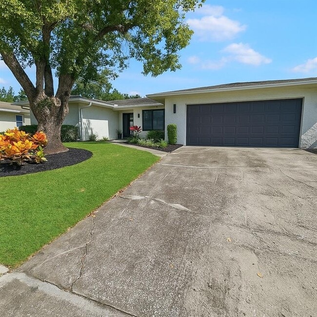 609 Ashberry Ln in Altamonte Springs, FL - Building Photo - Building Photo