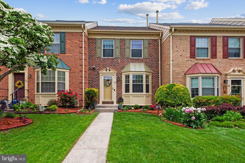 97 English Run Cir in Sparks Glencoe, MD - Foto de edificio