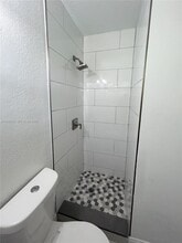 1255 SW 6th St in Miami, FL - Building Photo - Building Photo